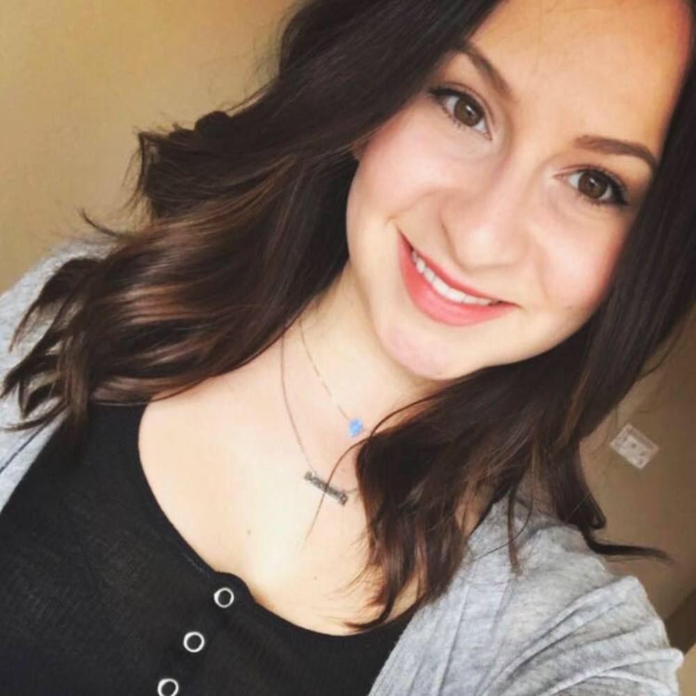 Meet your Posher, Melanie