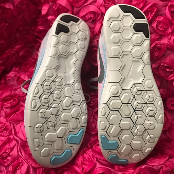 Nike Women's Free Rn Distance - Picture 6 of 7