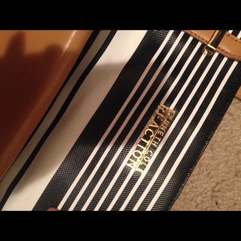 Kenneth Cole purse