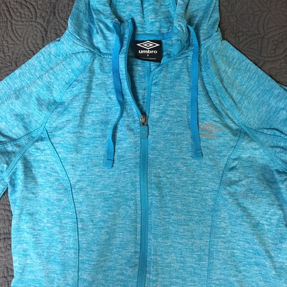 Light blue umbro zip-up - Picture 2 of 3