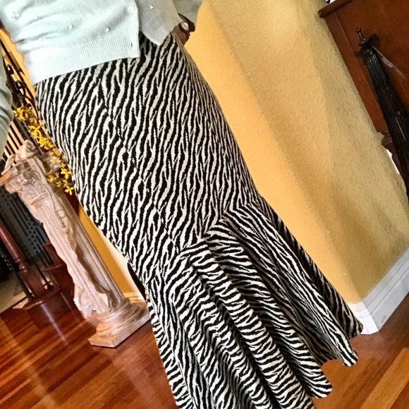Beautiful vintage zebra print skirt - Picture 3 of 5