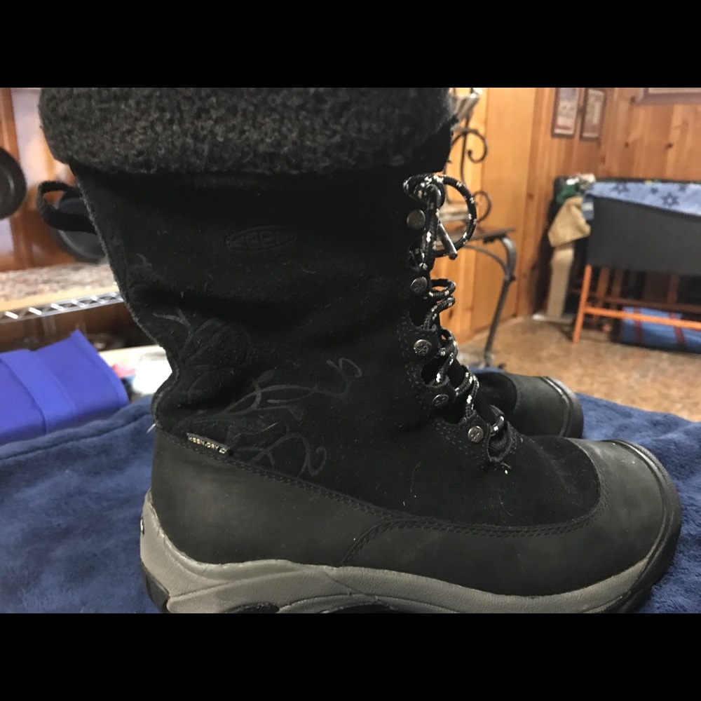 Keen Warm Hiking Boots