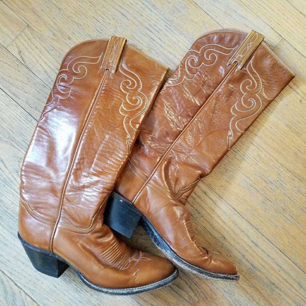 Tony Lama cowboy boots