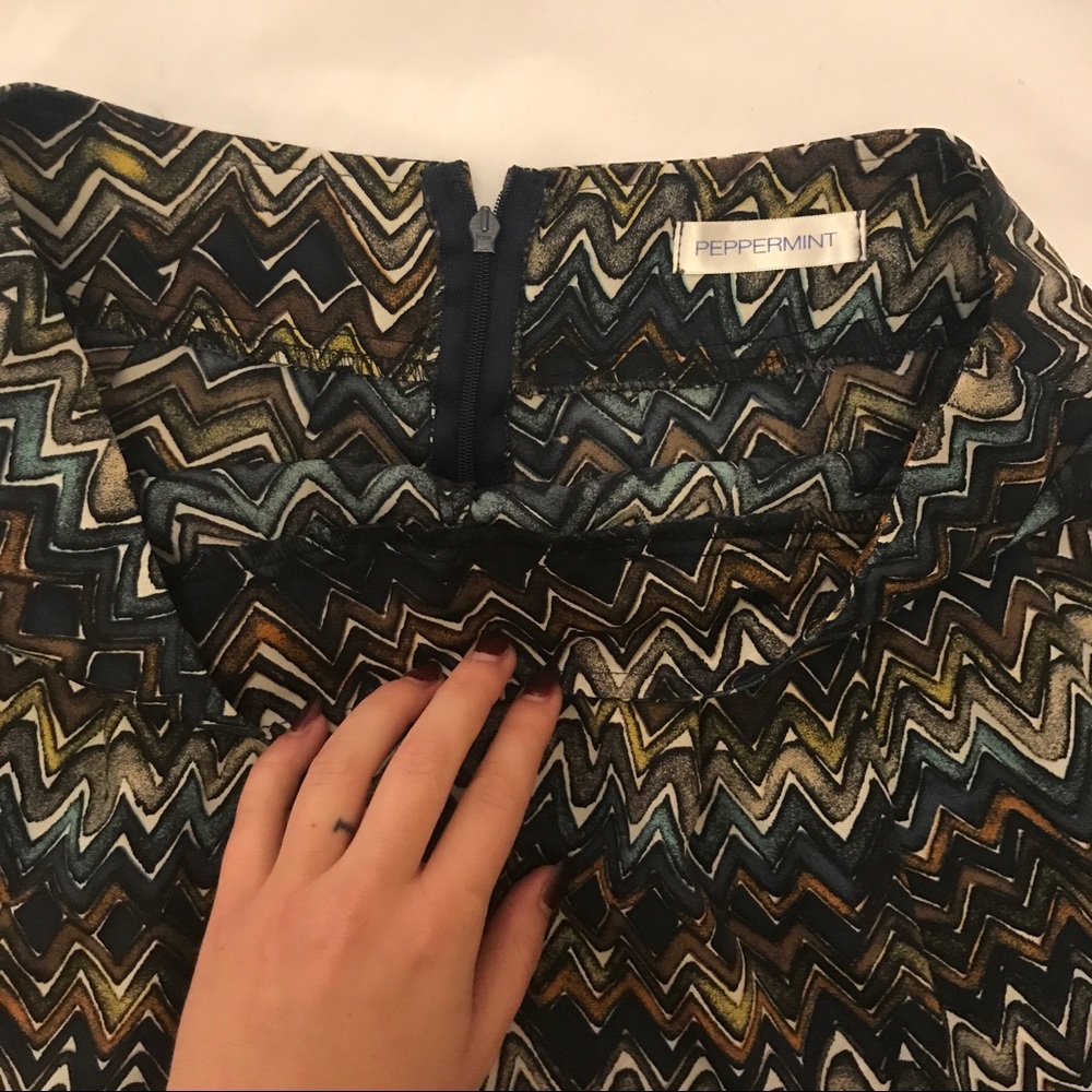 Patterned Shorts - Picture 2 of 2