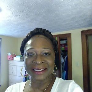 Meet your Posher, Gail