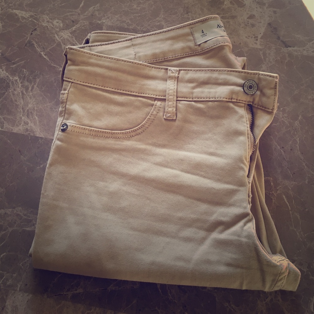 Abercrombie and Fitch khaki skinny pants