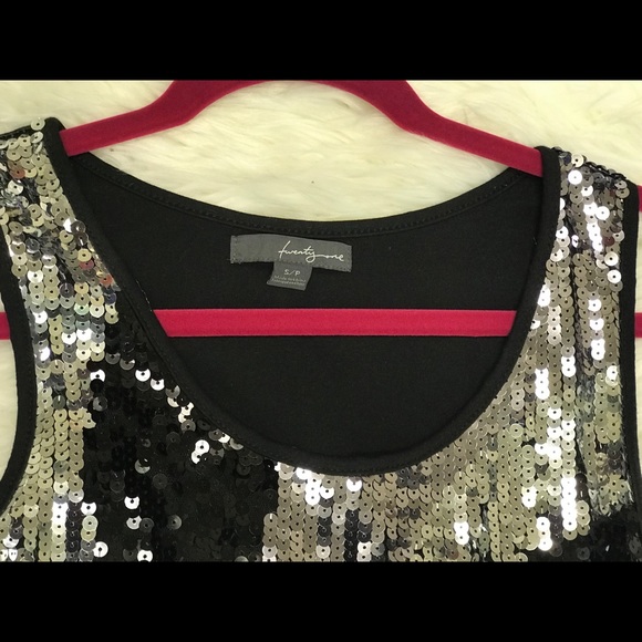 Forever 21 sequin night out dress - Picture 3 of 3