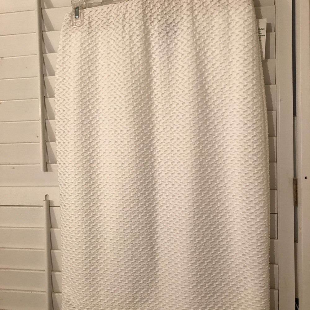 Pencil skirt white size medium; new with tags