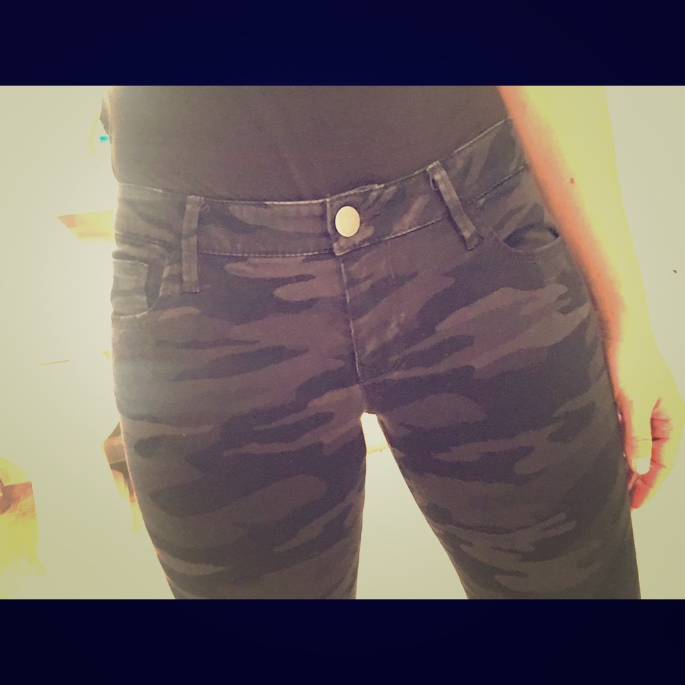 Express Camo Jeans