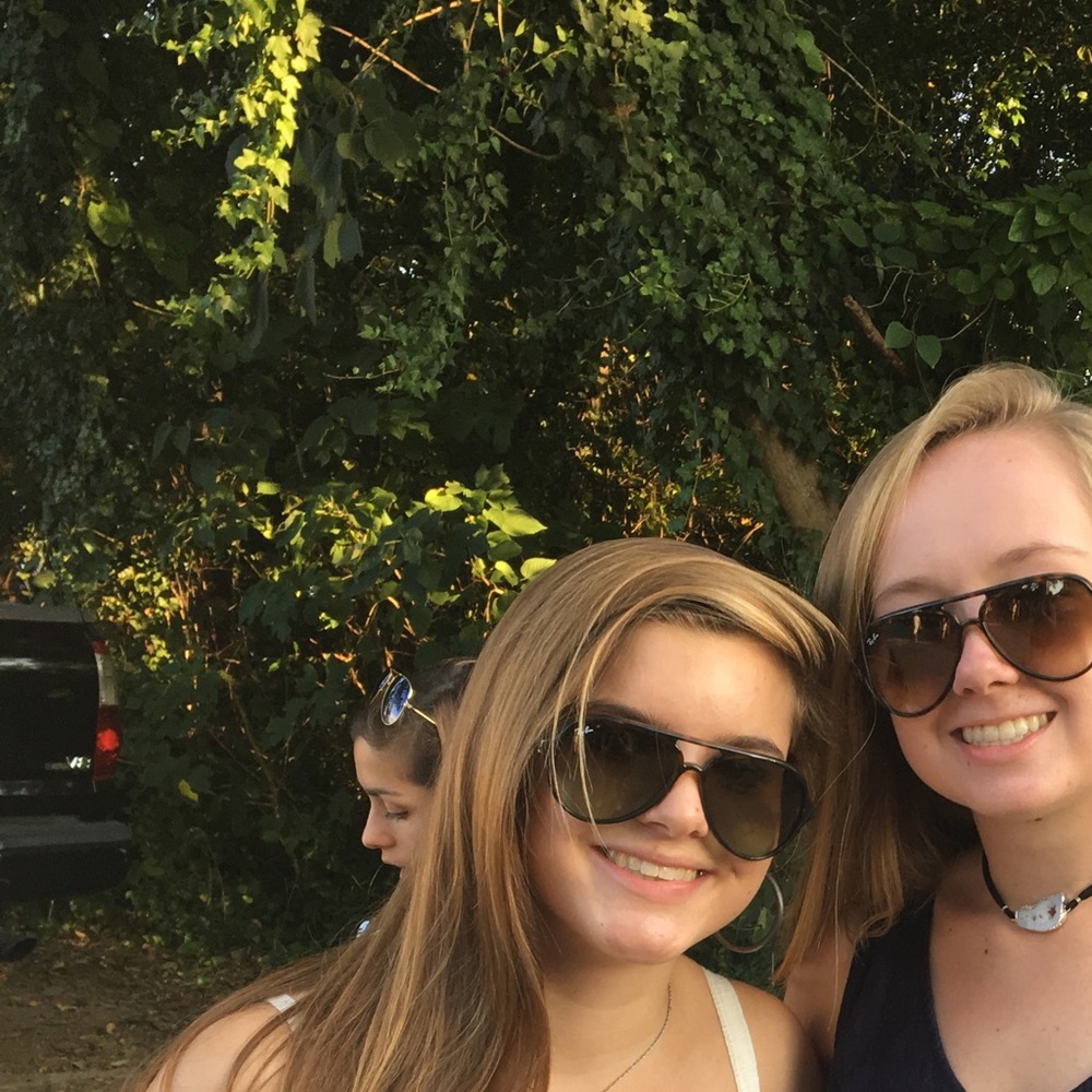 Meet your Posher, Meagan