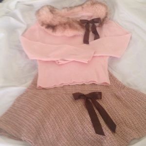 Adorable Bonnie Jean faux fur skirt/sweater set