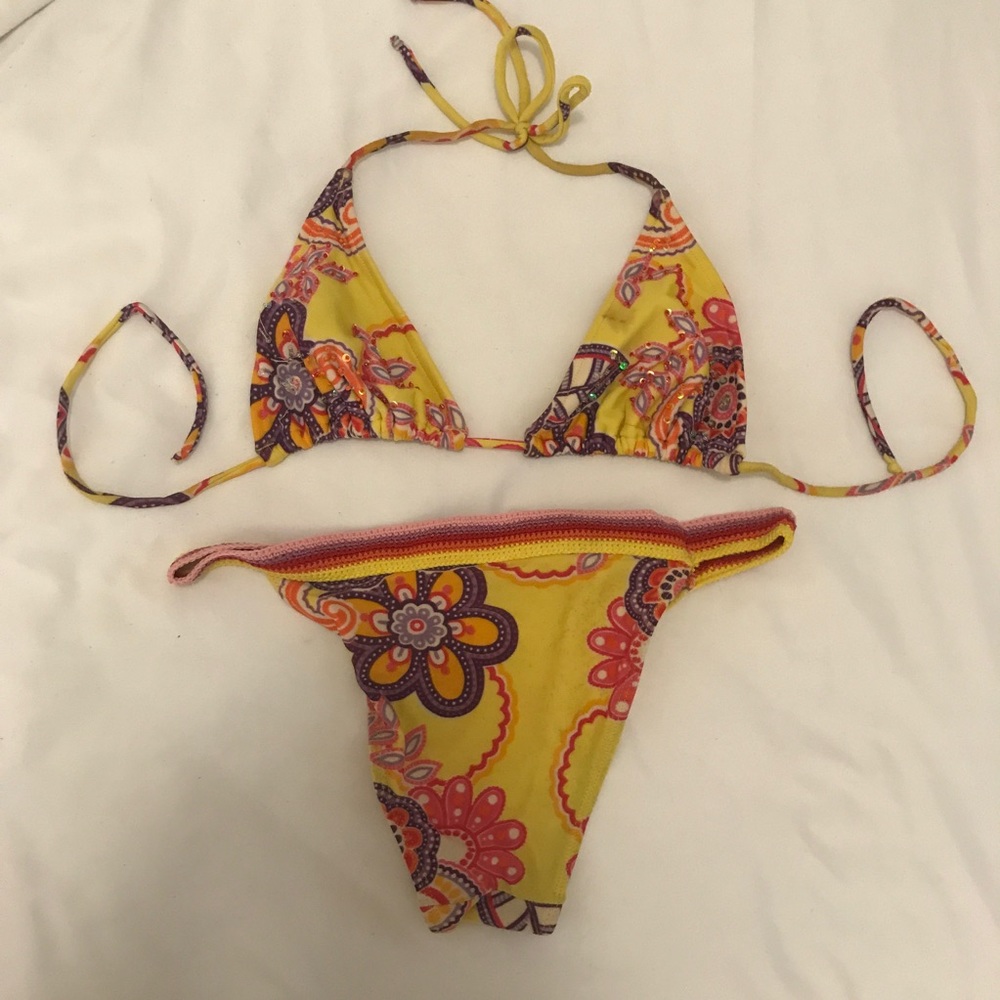 Sequenced Bikini - Picture 2 of 4