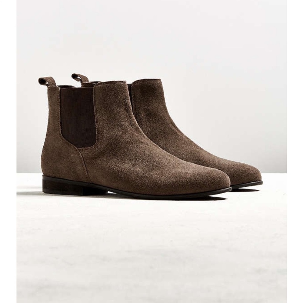 Hawkings McGill Suede Chelsea Boot in Brown
