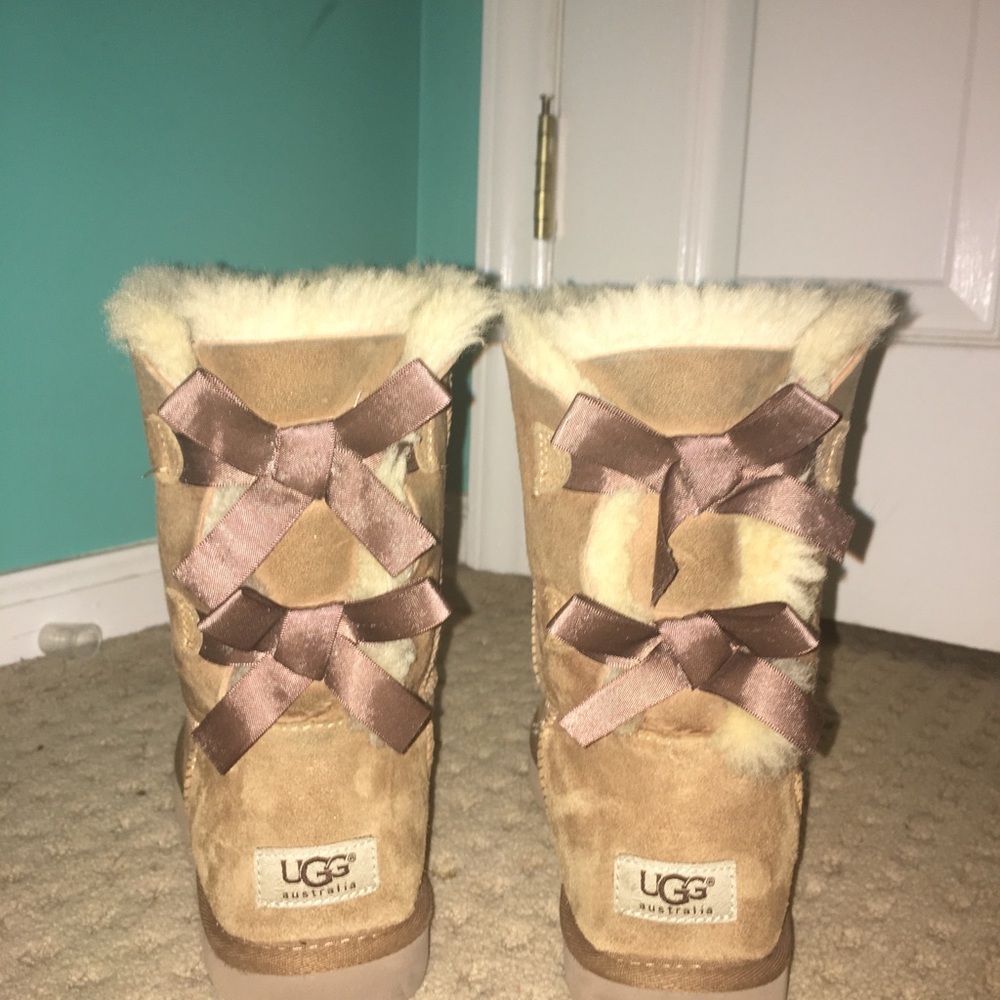 women’s ugg bailey bow 2 chestnut