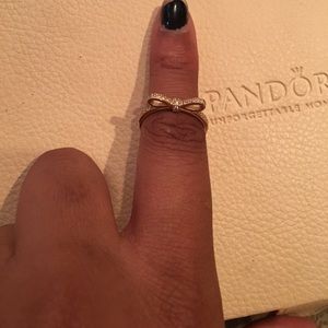 14k sparkling bow ring