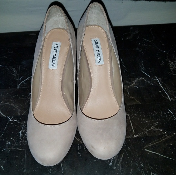 Steve Madden Pannick Wedges - Taupe - Picture 3 of 5