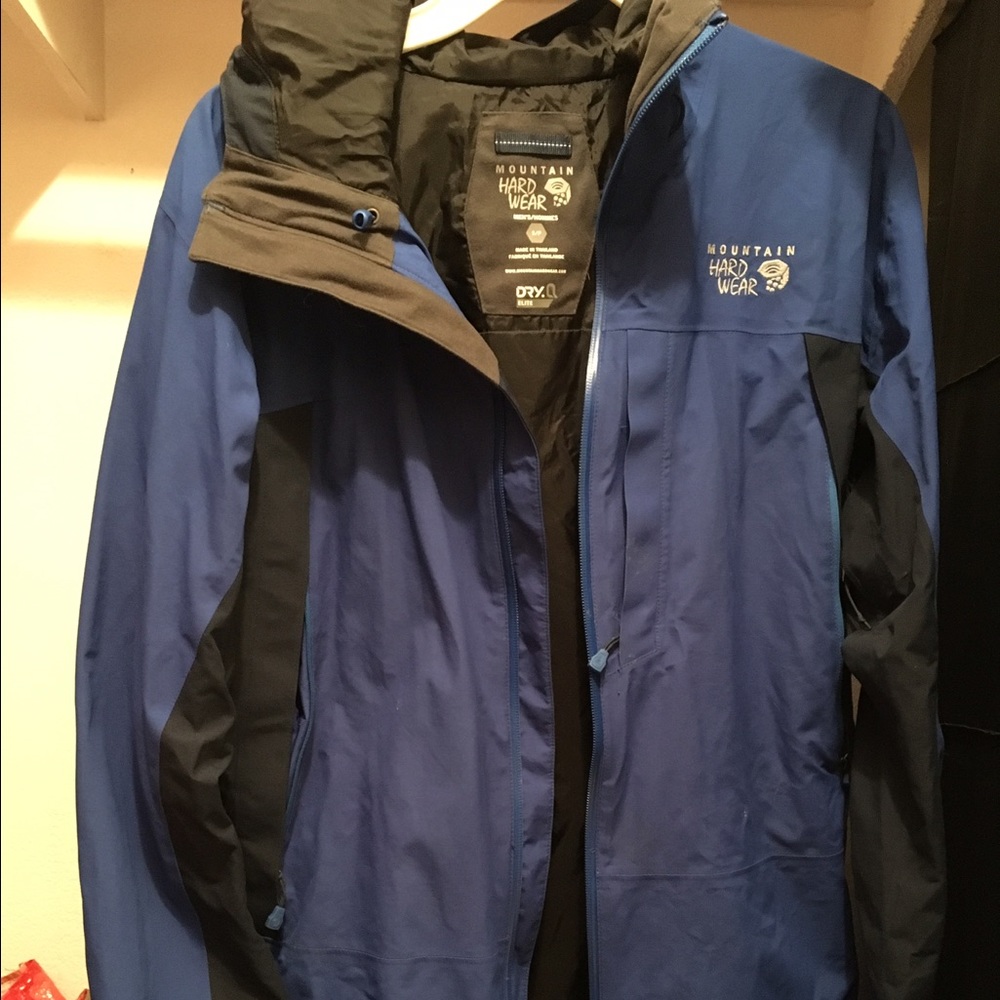 Mountain Smith mens small rain shell, breathable