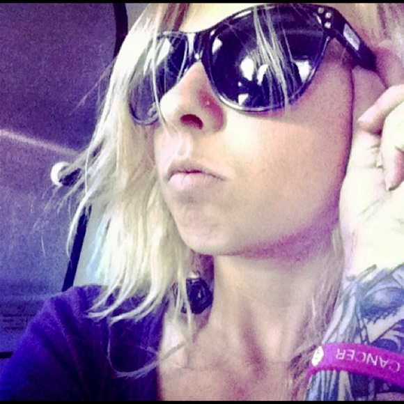 Sunglasses WINK💋FLY Glasses🔥NWT🖤Fly Girls 🌟!!! - Picture 7 of 11