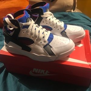 Nike flight huarache