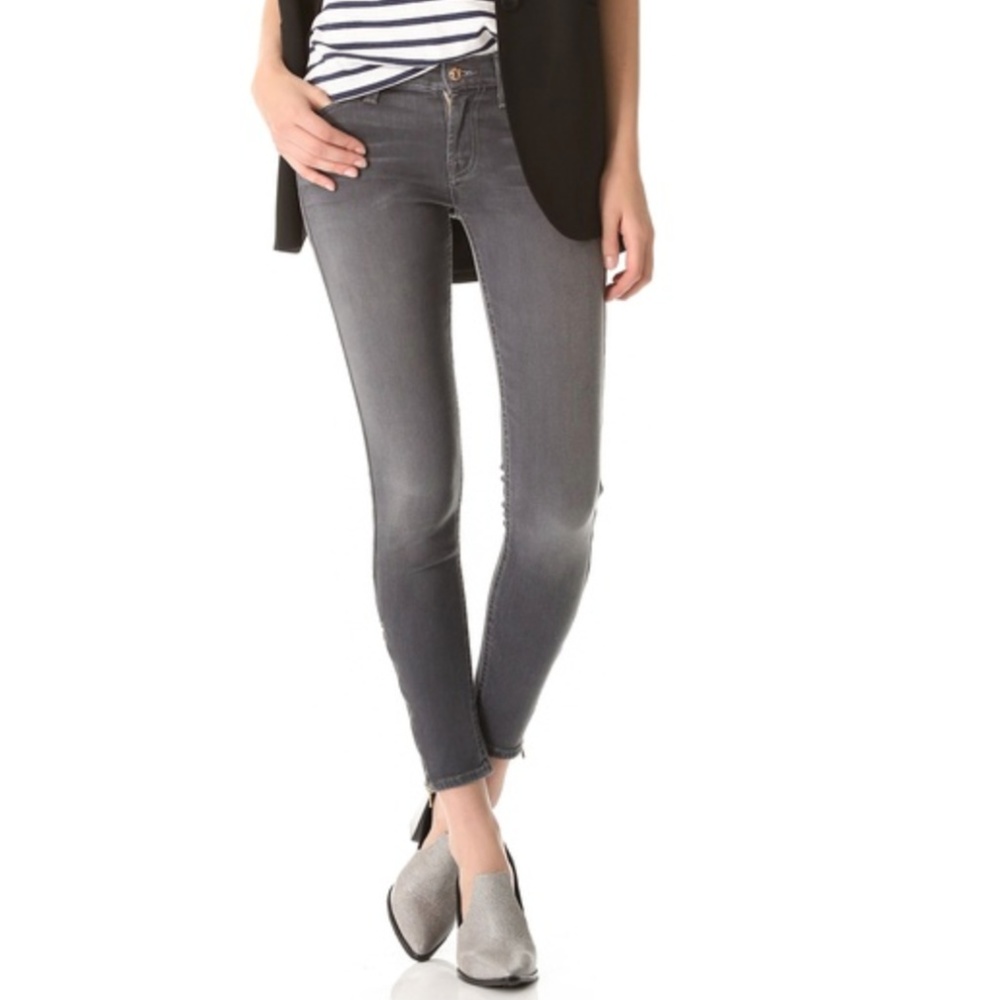 7 for all Mankind skinny jeans, size 27