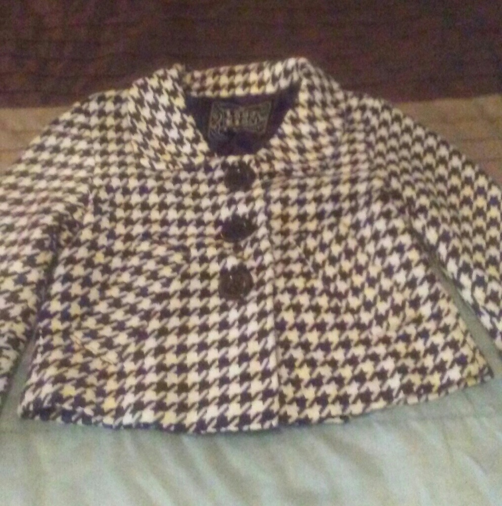 Womens Houndstooth Coat
