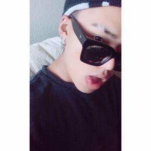 Meet your Posher, Thanh