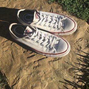 White low top converse