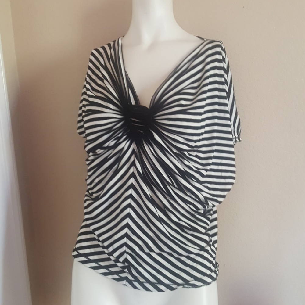Black & white striped top
