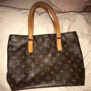 Authentic Louis Vuitton bag, medium size