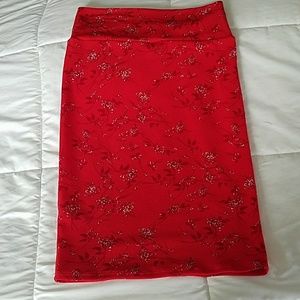 Small Lularoe Red Floral Cassie Pencil Skirt