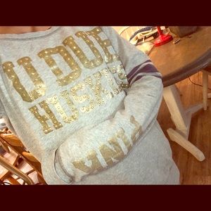 Sweat shirt