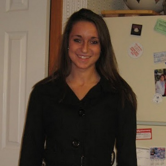 Meet your Posher, Paige - Picture 1 of 1