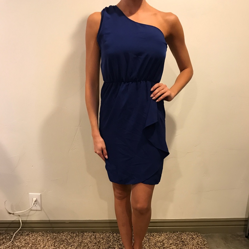 One shoulder midi dress