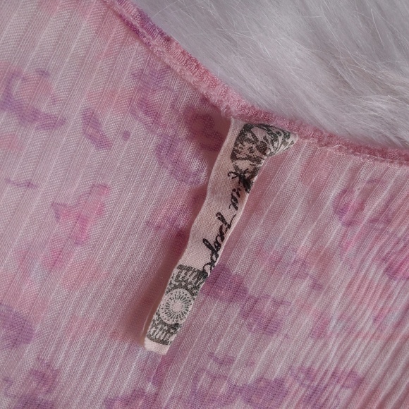 SOLD. Free People Lightweight Floral Blouse - Picture 4 of 6