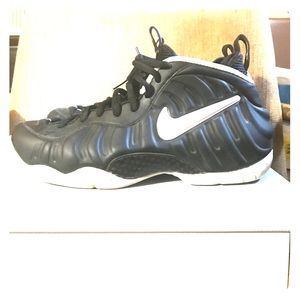 Black an White Nike Foamposite