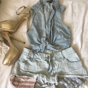 Cotton On American flag shorts Size 6