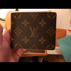 Louis Vuitton Monogram Billfold Wallet
