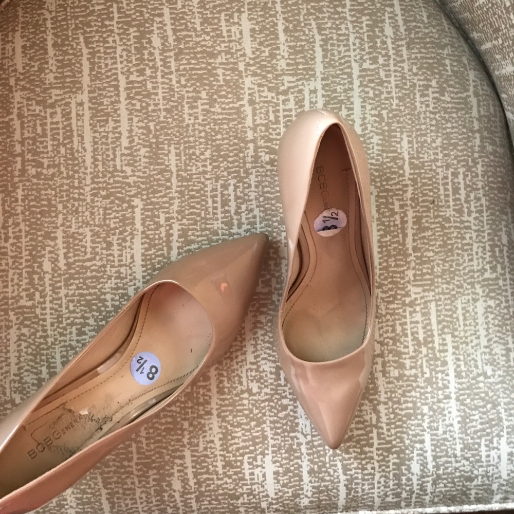 BCBG heels