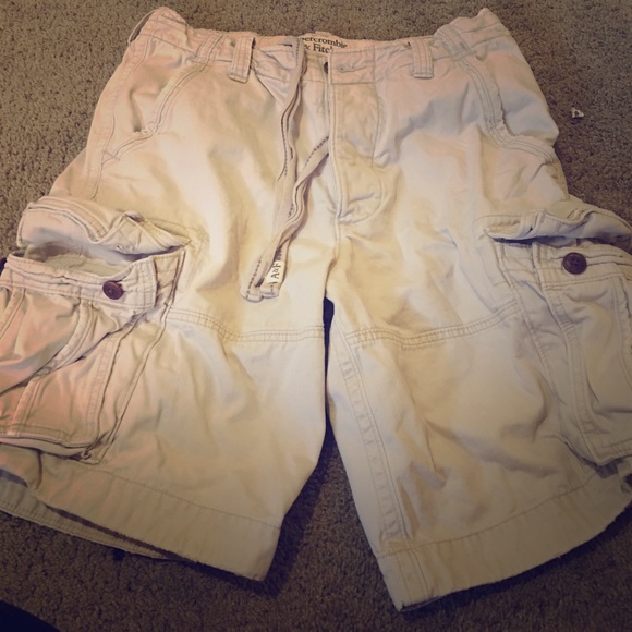 Men's cargo Abercrombie & Fitch shorts - Picture 1 of 5