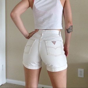 GUESS Jeans vintage 90s White Denim Shorts