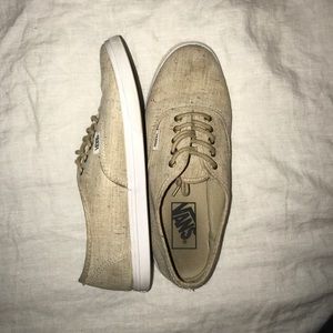 Women’s size 7 vans