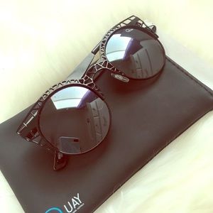 Quay Fleur Round Cat-Eye Sunglasses