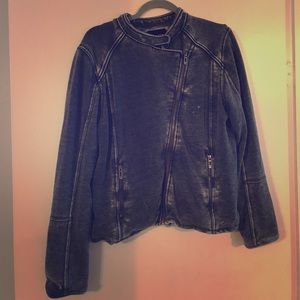 Asymmetrical zip jacket