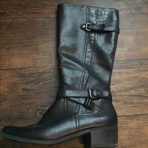 LIZ&Co boots