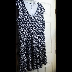 So cute!!/NY&Co/Basic Dress/ Elephant Print