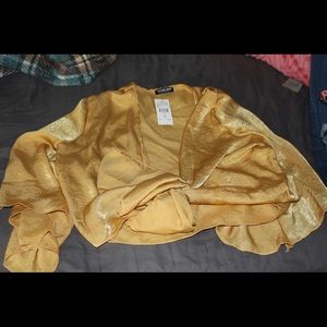 Fashion nova crop top