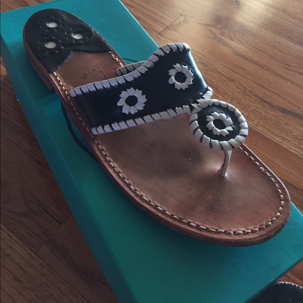Jack Rogers black and white sandals. Size 8N