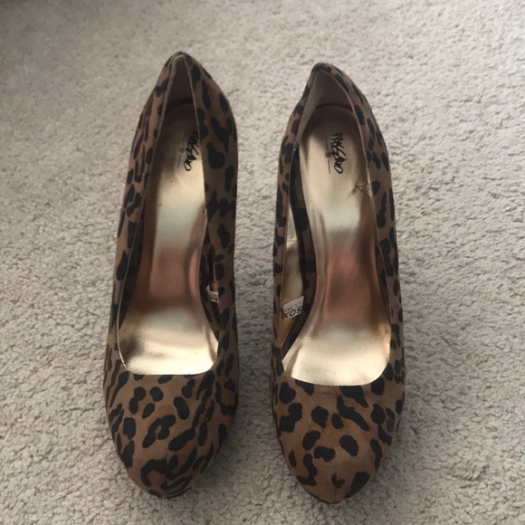 Mossimo leopard heels - Picture 2 of 8