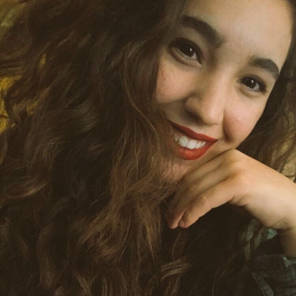Meet your Posher, Alexis