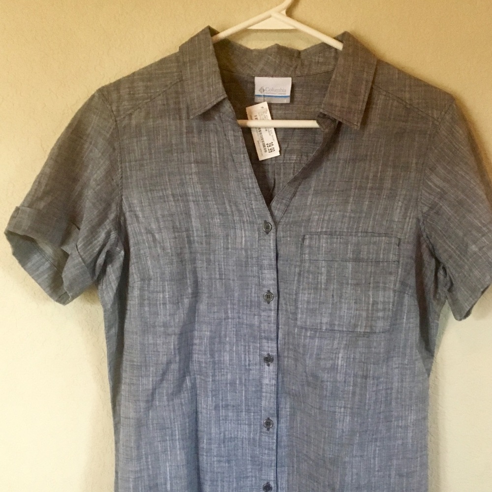 Columbia button down short sleeve shirt